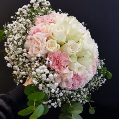 Wedding & Anniversary Arrangements